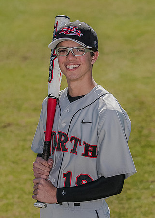 Freshmen_18_Travis_Amaral_8764